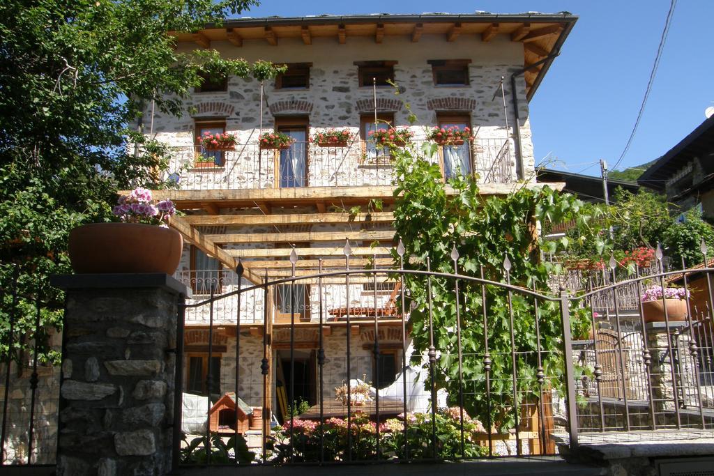 Monte Emilius Alloggio Ad Uso Turistico Vda Saint Christophe N 0002 외부 사진